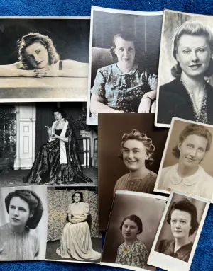 10 Studio Portraits from the 1940s (E8)