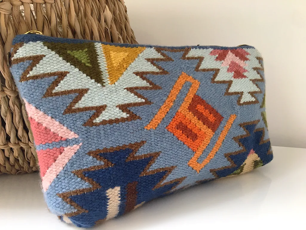 Ancash Clutch in Blue