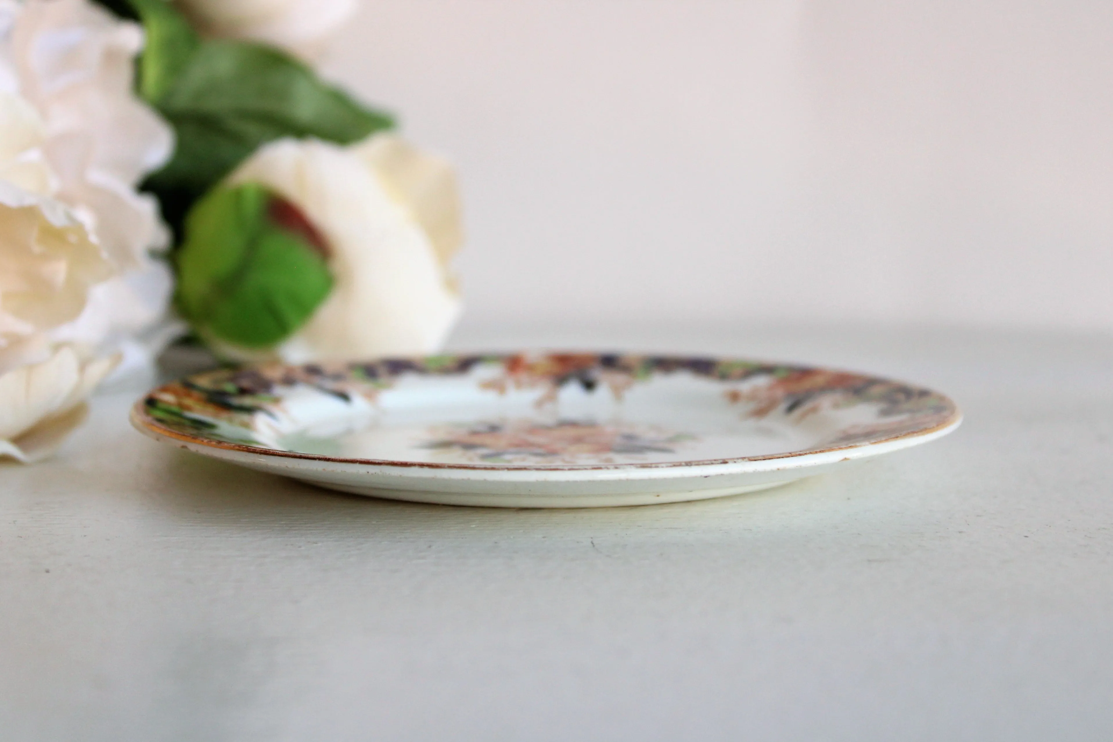 Antique 1900s John Maddock & Sons "Majestic" Bread Plate