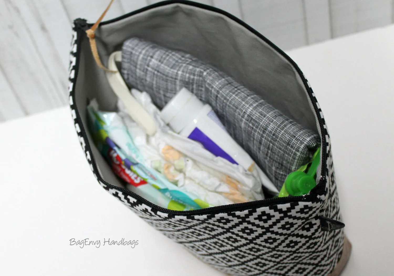 Black and White Vegan Leather - Large Make Up Bag / Diaper Clutch / Bridesmaid Gift