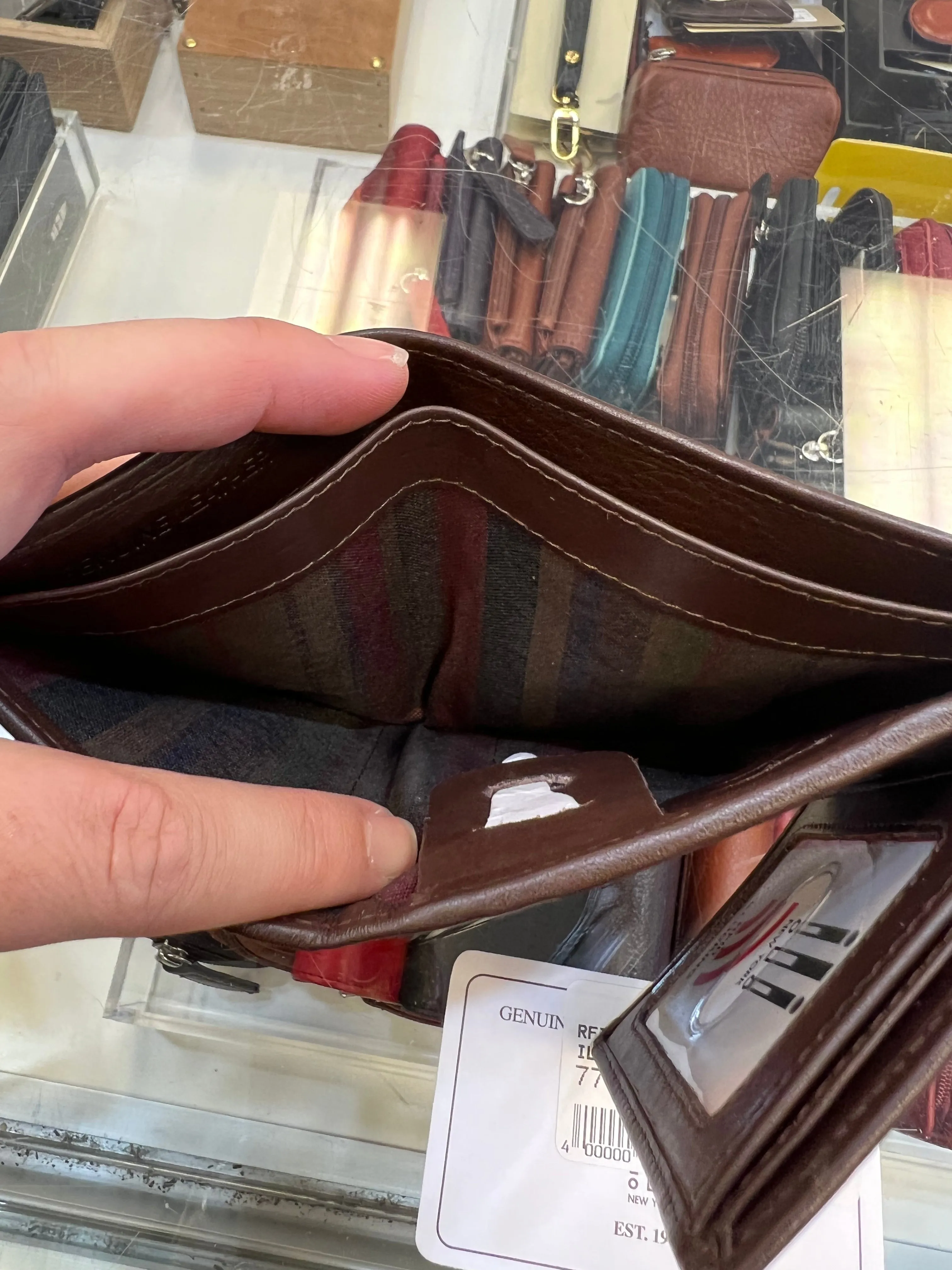 ili New York RFID Trifold Leather Wallet (Brown)