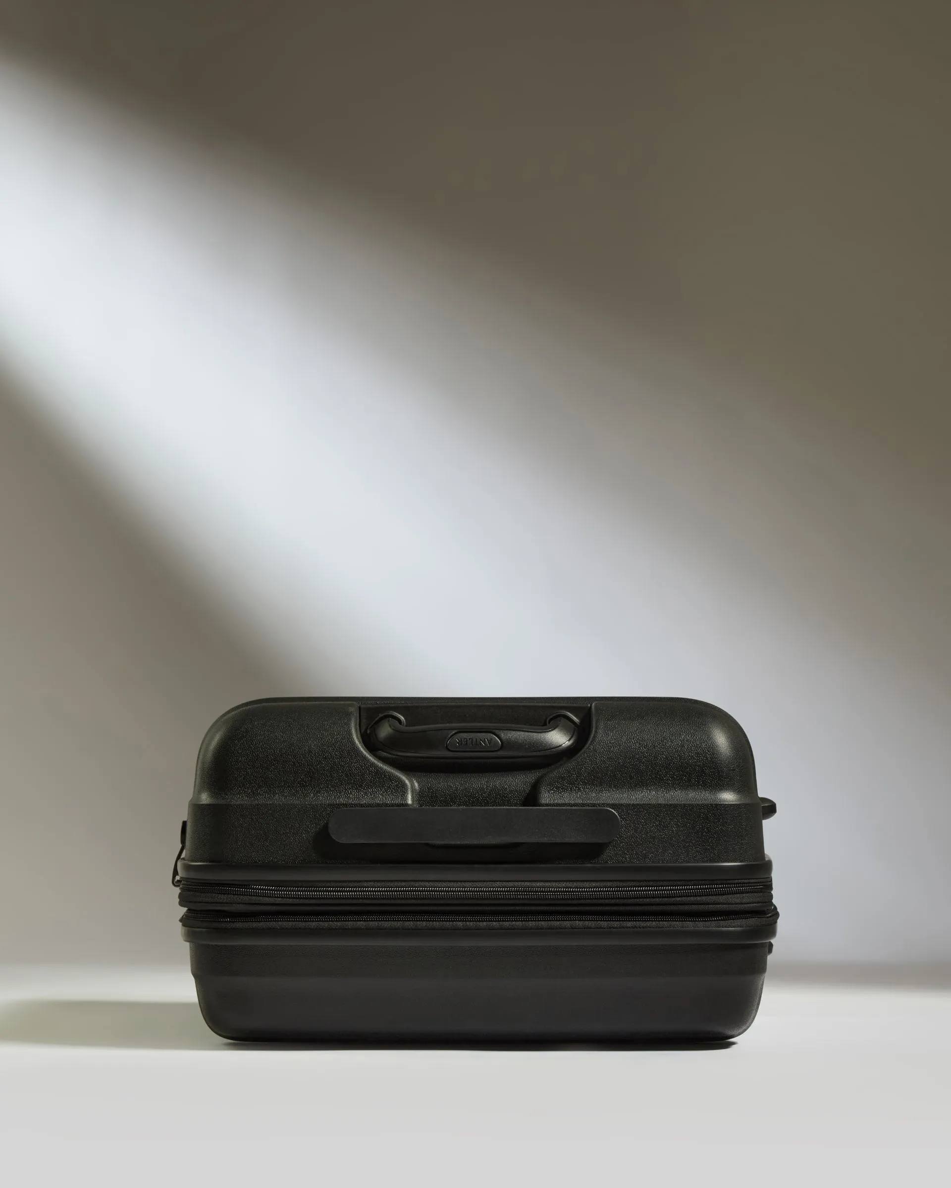 Juno Medium Suitcase in Black