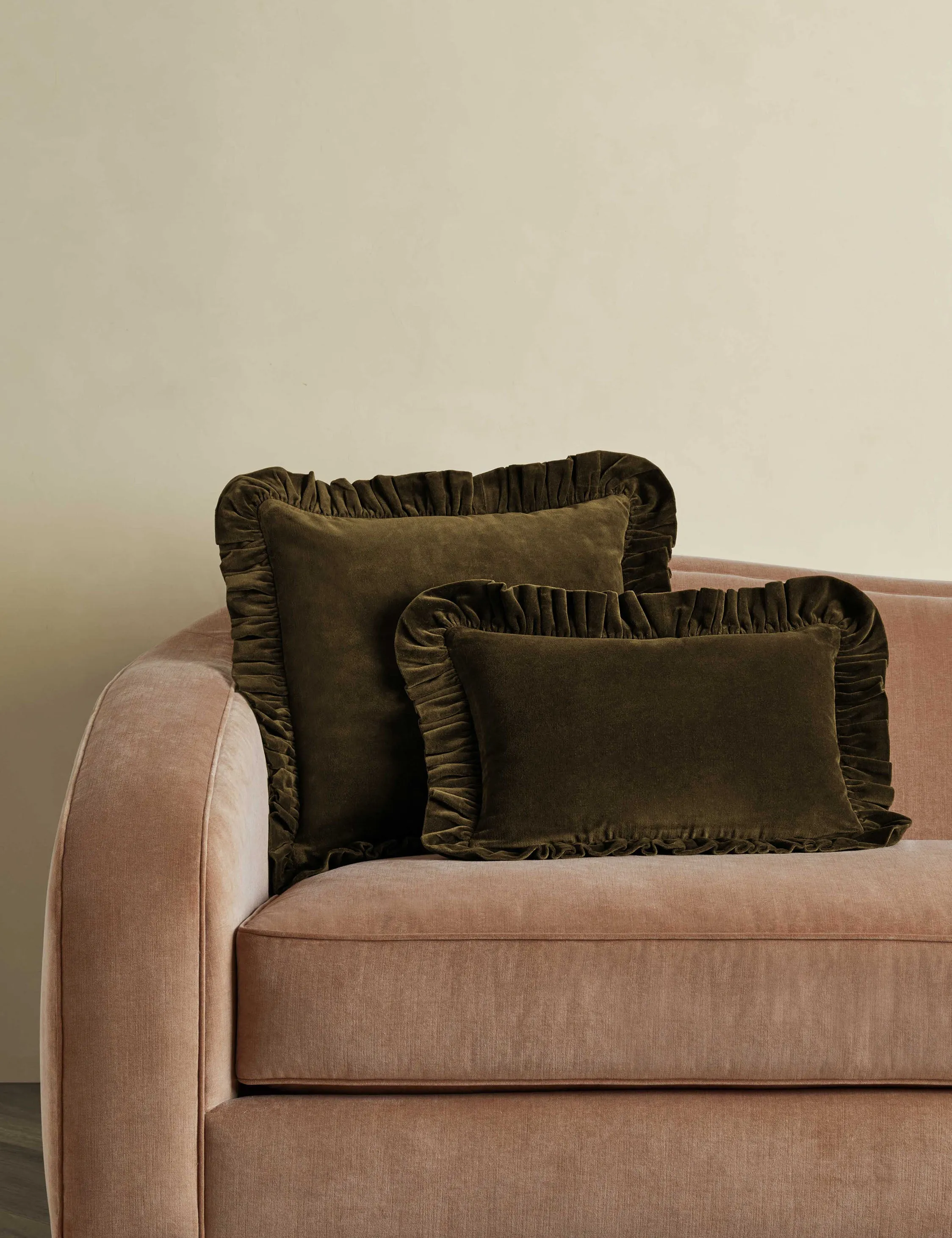 Mauree Velvet Pillow