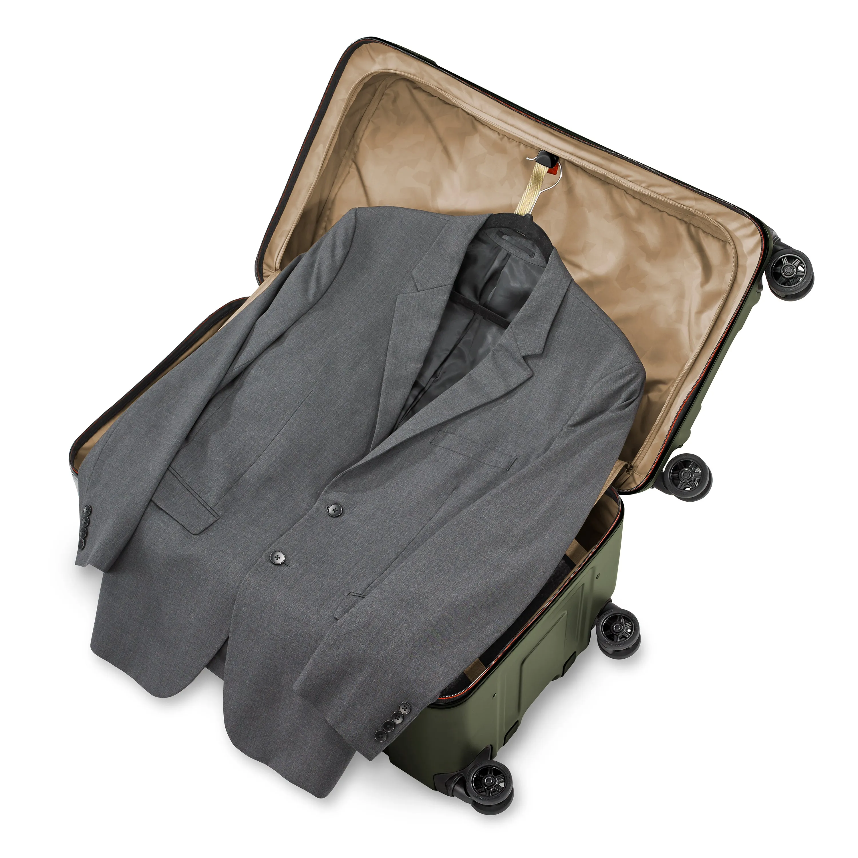 Medium Hardside Trunk Spinner