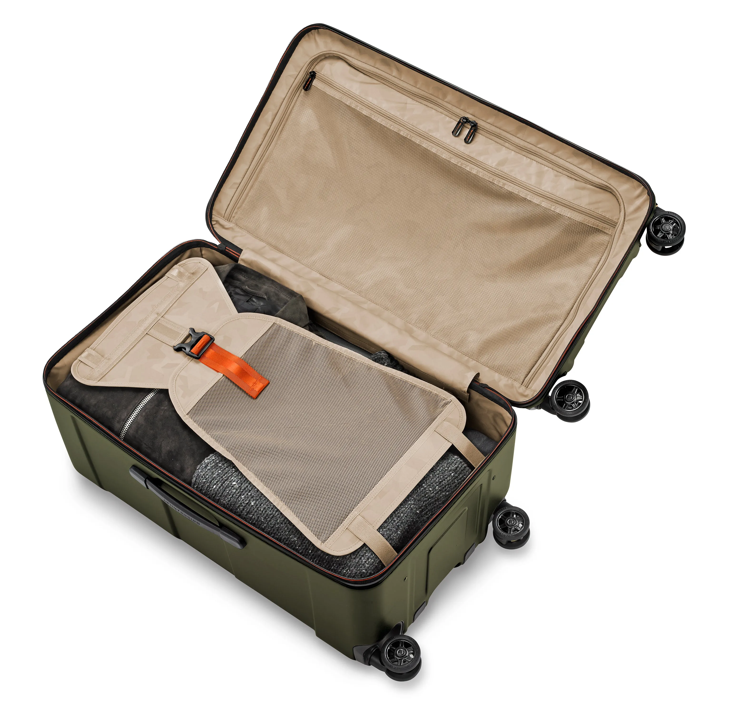 Medium Hardside Trunk Spinner
