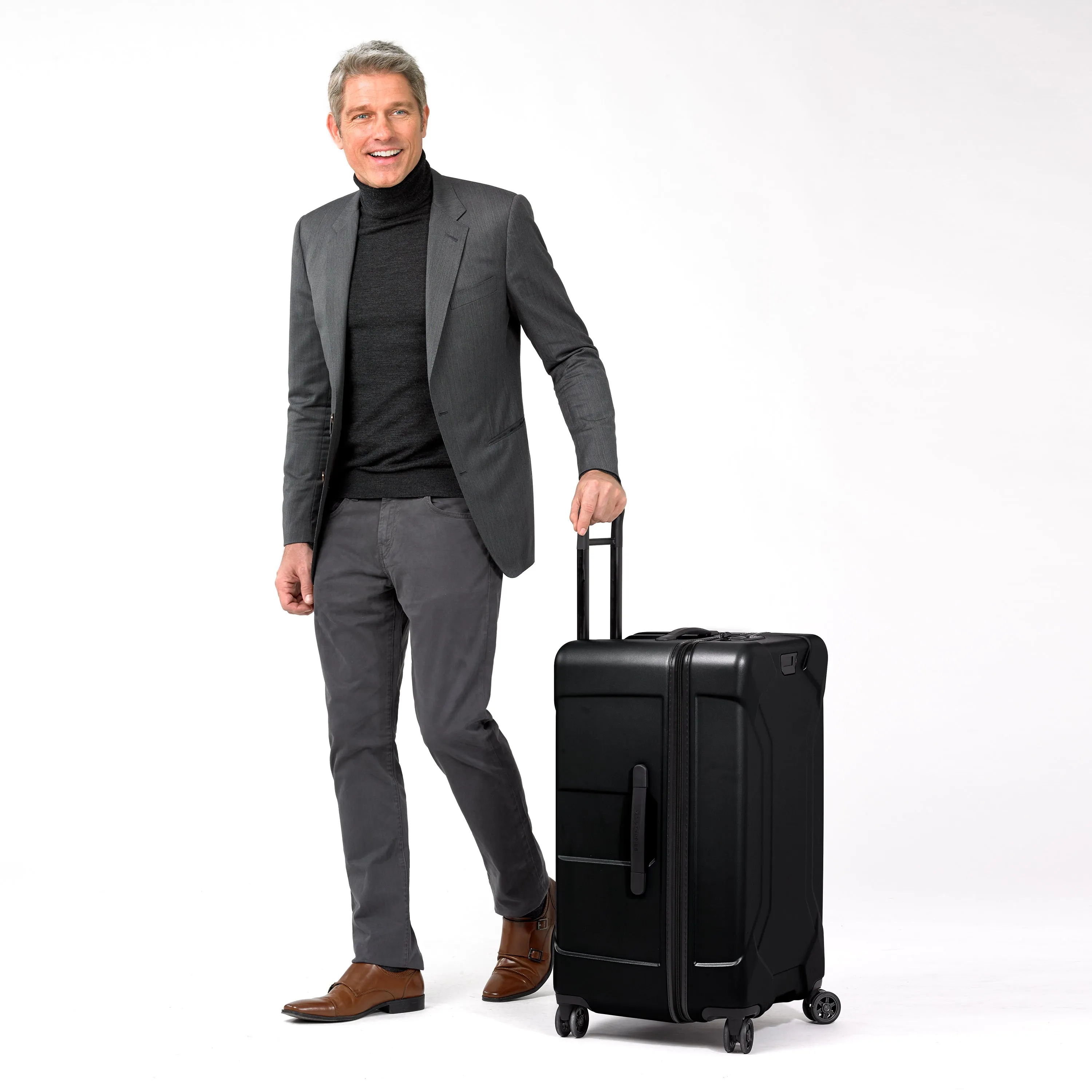 Medium Hardside Trunk Spinner