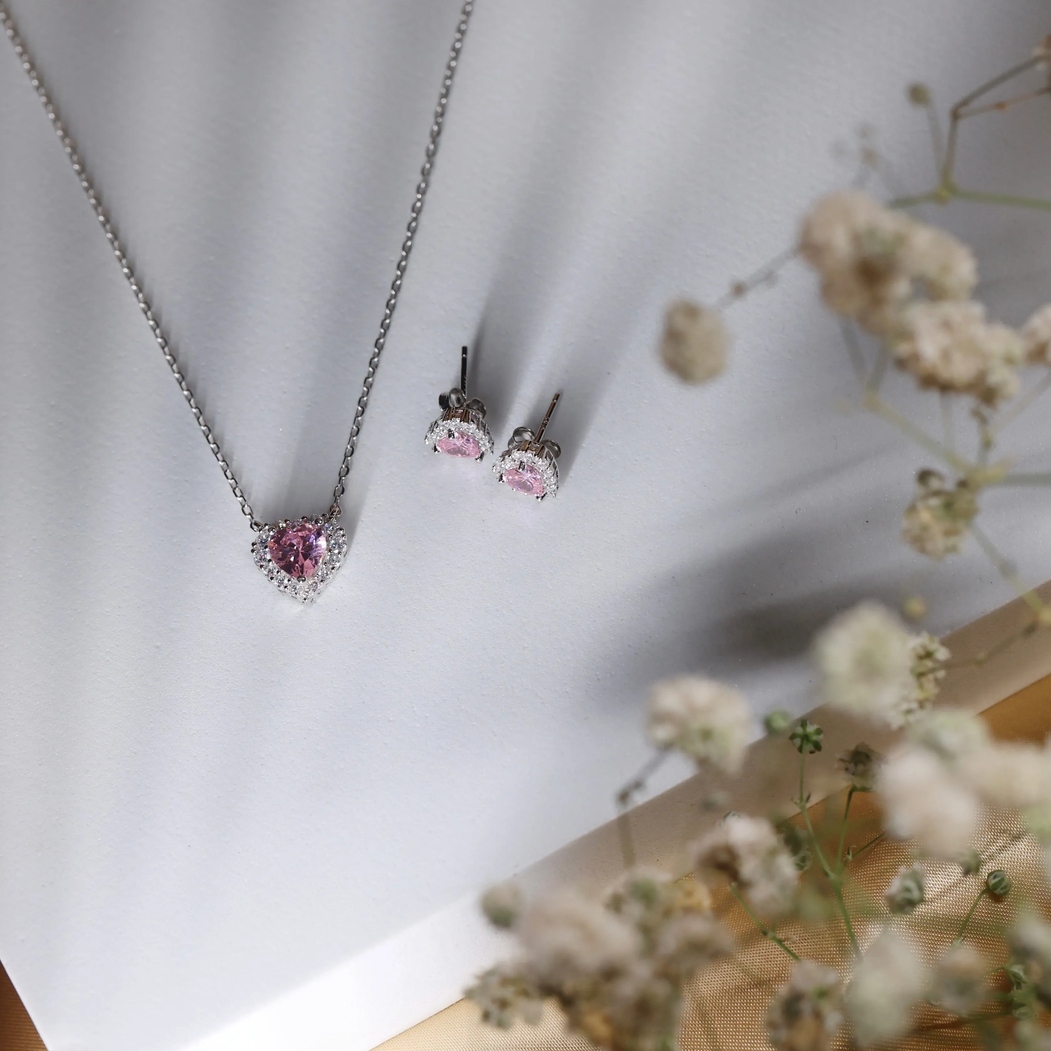 Silver pink heart pendant set