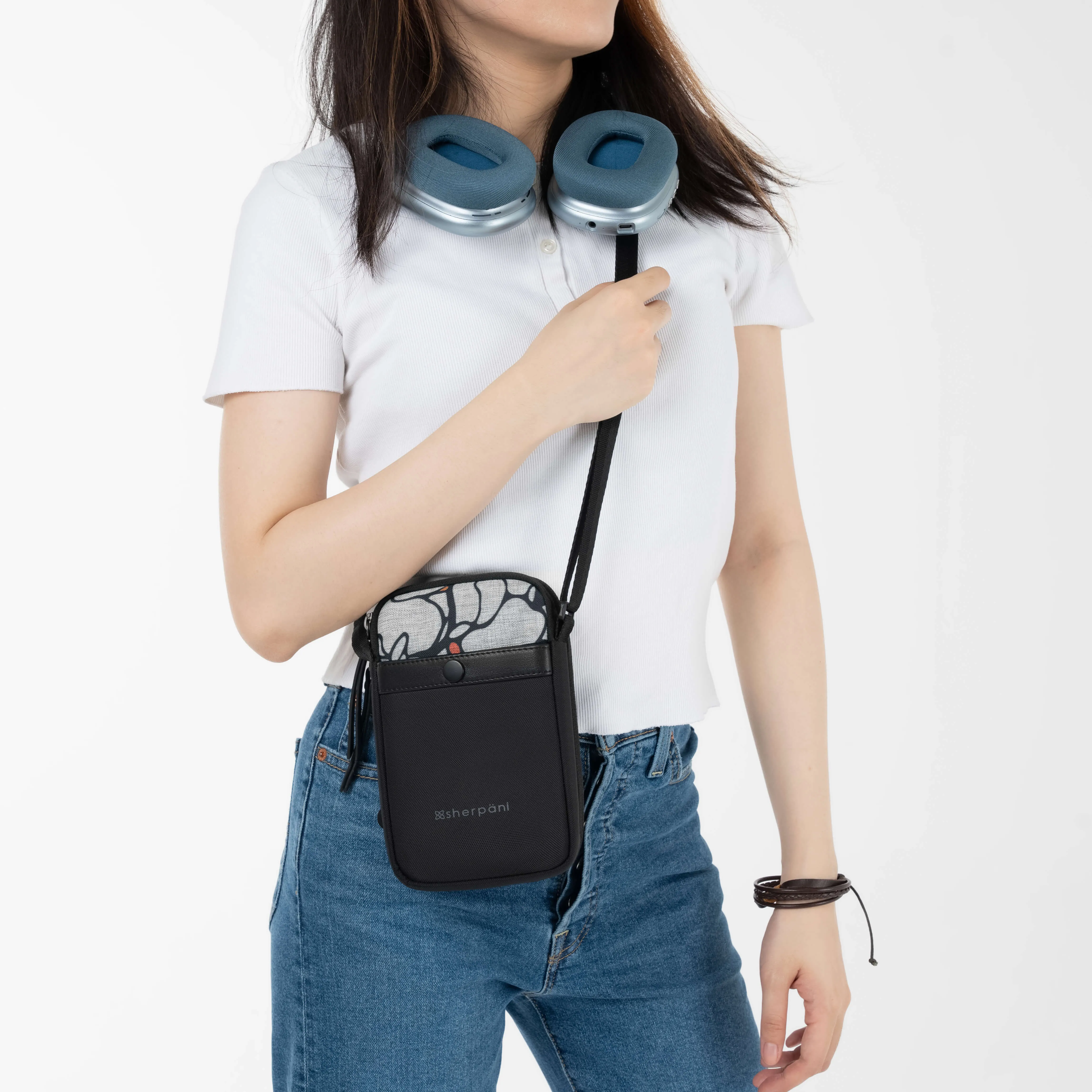 Simplicity | Crossbody Wallet