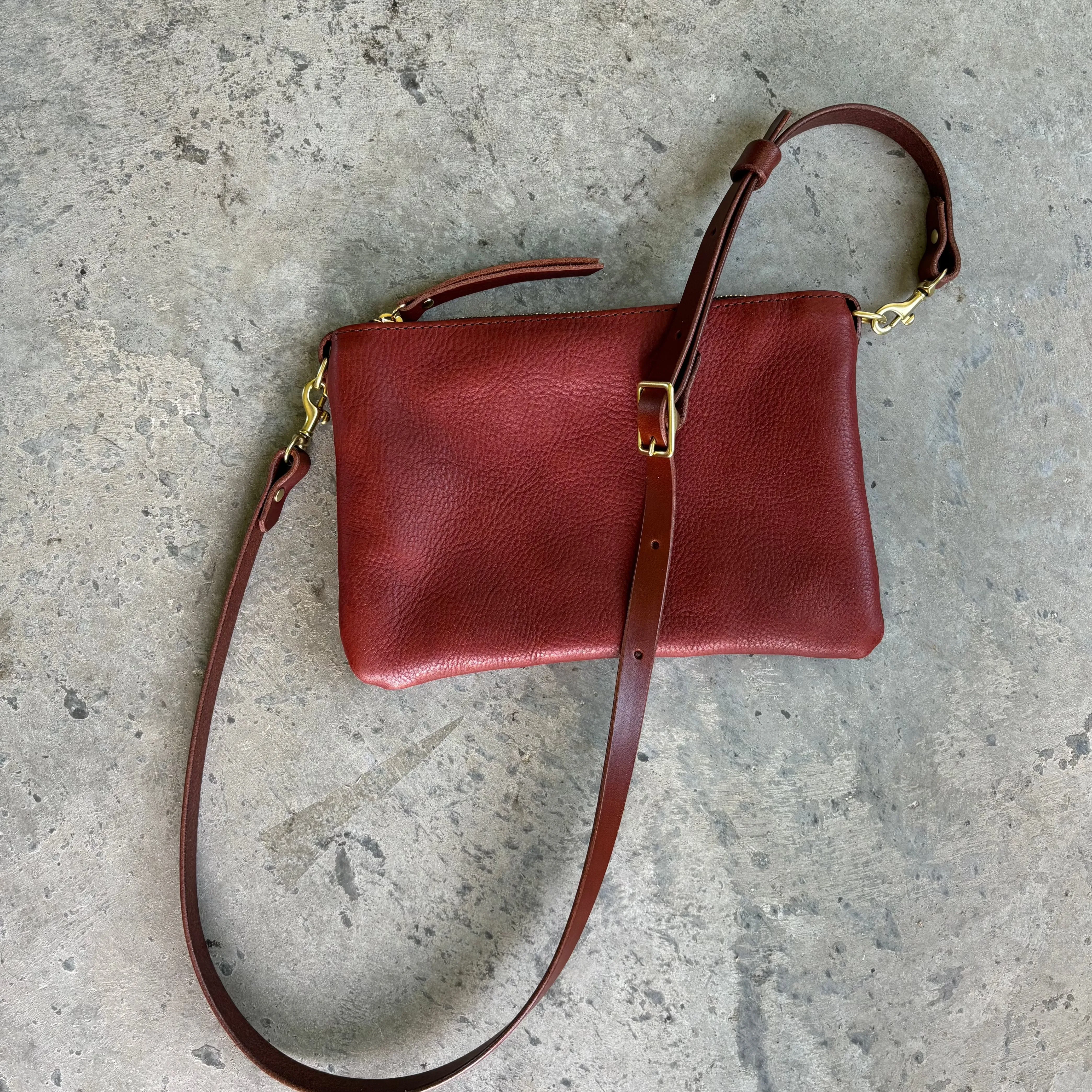 Small Leather Crossbody Clutch Bag - Red Pebble